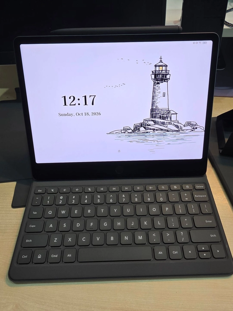 TCL A1 NXTPAPER 태블릿 + 정품 키보드케이스 팝니다. 이미지