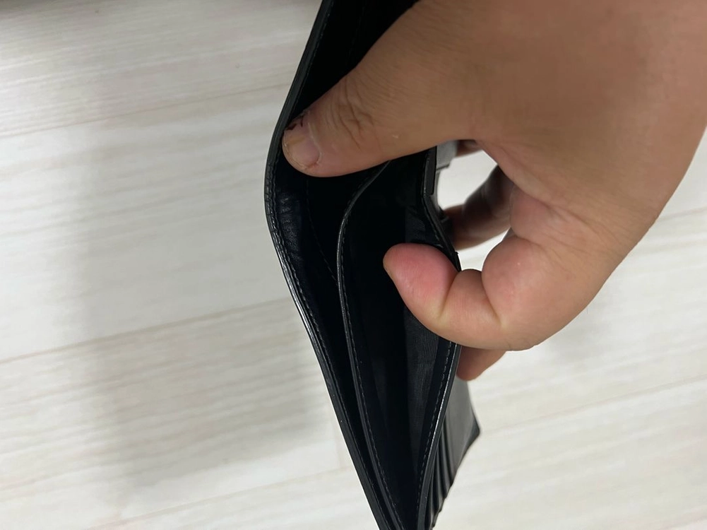 입생로랑 남자반지갑 이미지