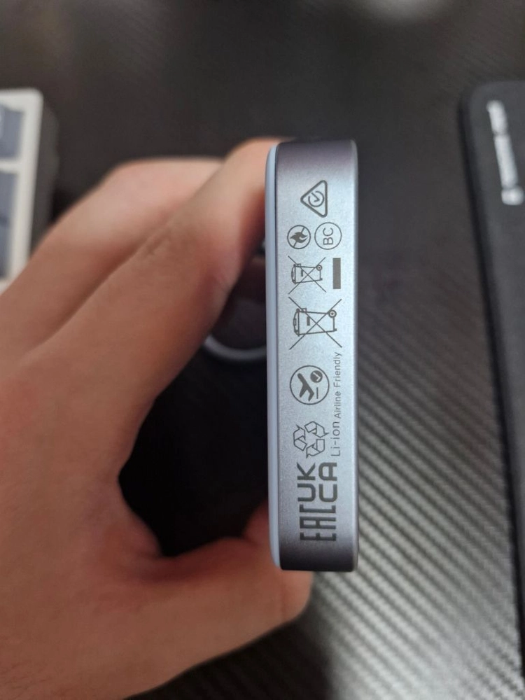 [단순개봉] 유그린 울트라 슬림 30w 10000mAh 유무선 보조 배터리 이미지
