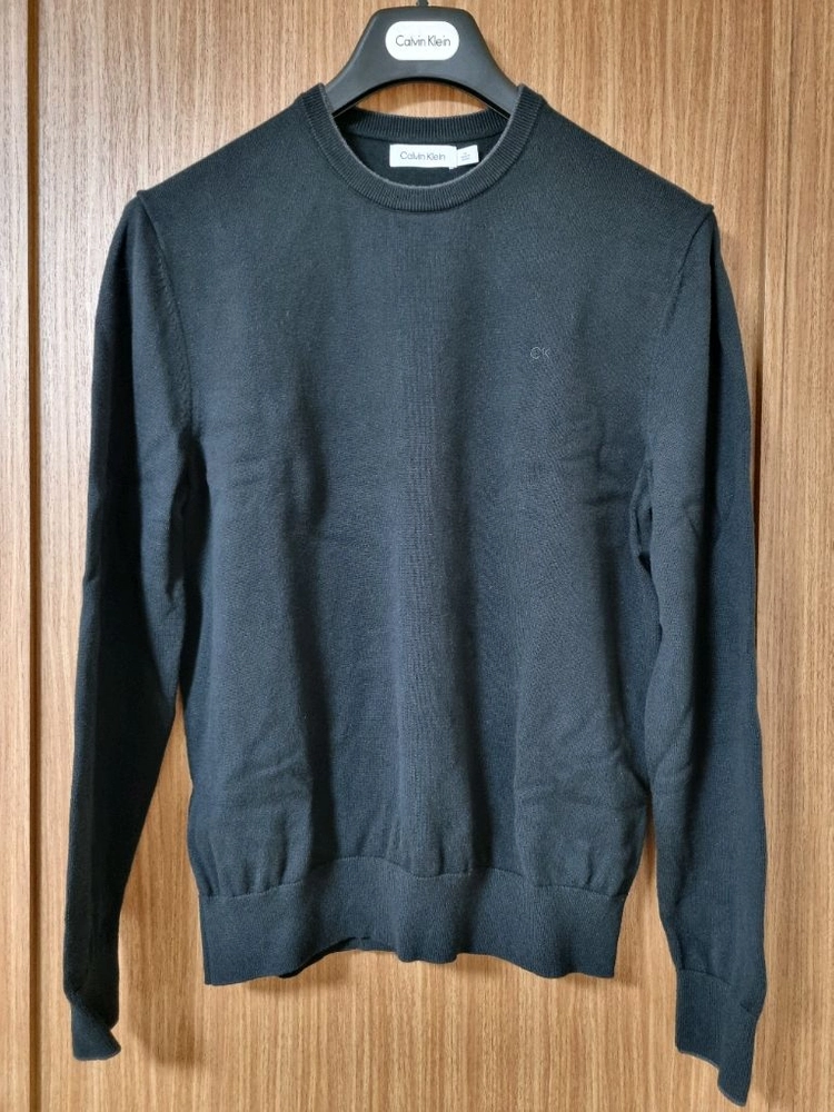 Calvin Klein 캘빈클라인 CK 피마코튼 라운드 블랙 니트 M사이즈 국내 105사이즈 판매합니다~! 이미지