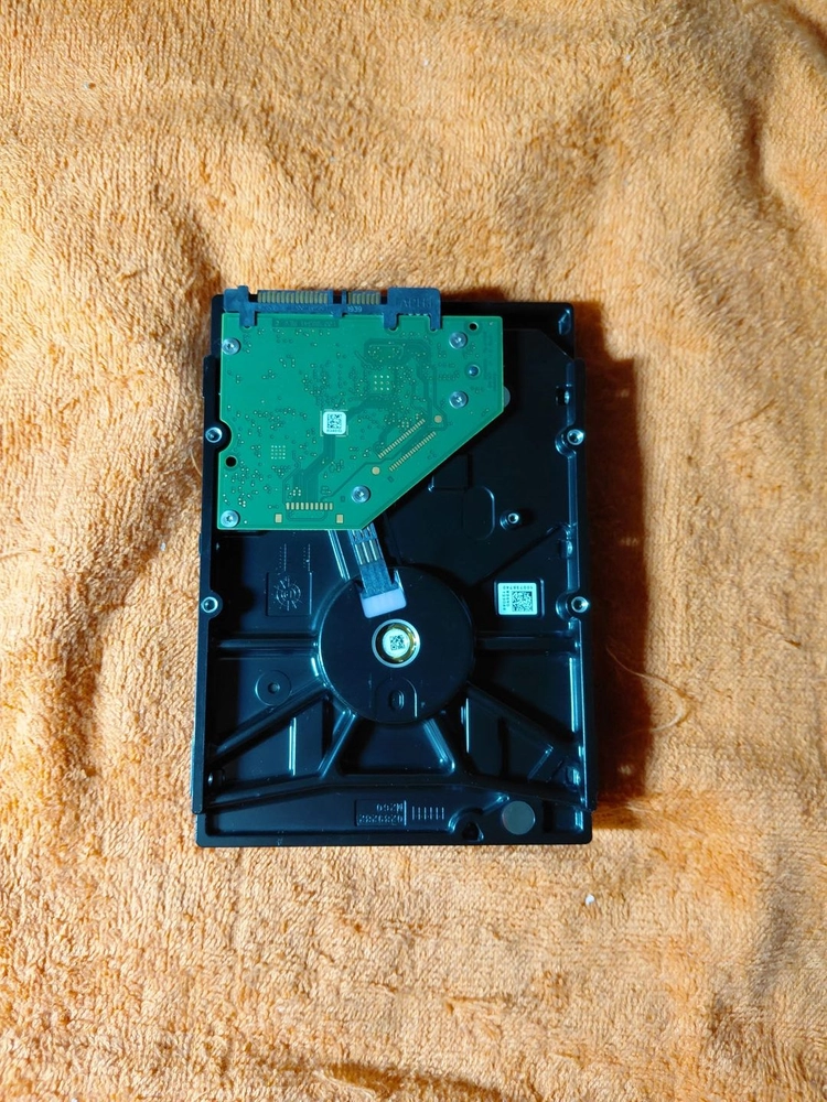 Seagate SkyHawk HDD 4TB 5900/256M 이미지