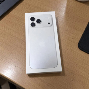 아이폰17프로 실버 256gb 미개봉 이미지