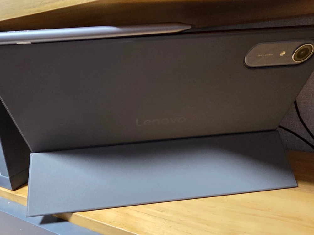 레노버 13인치 국내정발 아이디어탭 Pro Gen 2 저반사글래스 512GB (펜+정품케이스) 이미지