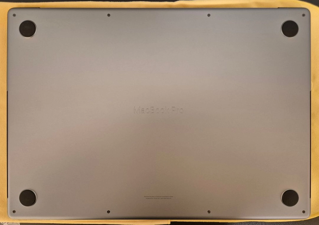 노트북 M2 Pro 16인치 이미지