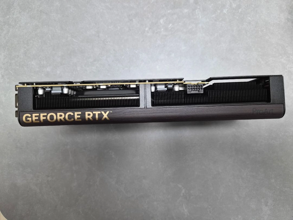 asus proart rtx5080 이미지