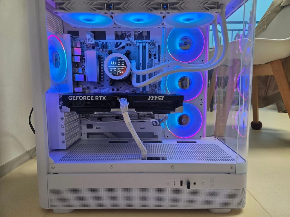 9800x3d, b850m, rtx 5070ti 고사양 가성비 본체 이미지