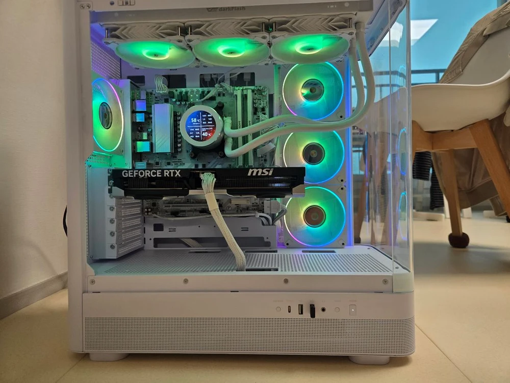 9800x3d, b850m, rtx 5070ti 고사양 가성비 본체 이미지