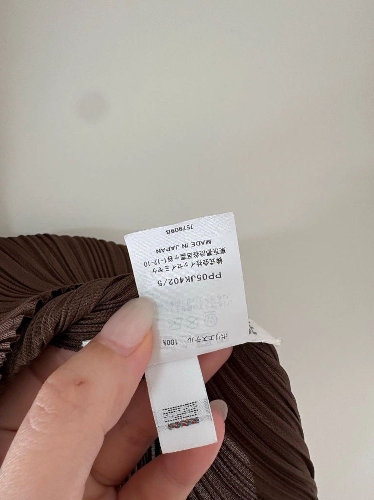 <새상품> 플리츠플리즈 뉴컬러풀 베이직 나시 민소매 반목 사이즈5 이미지