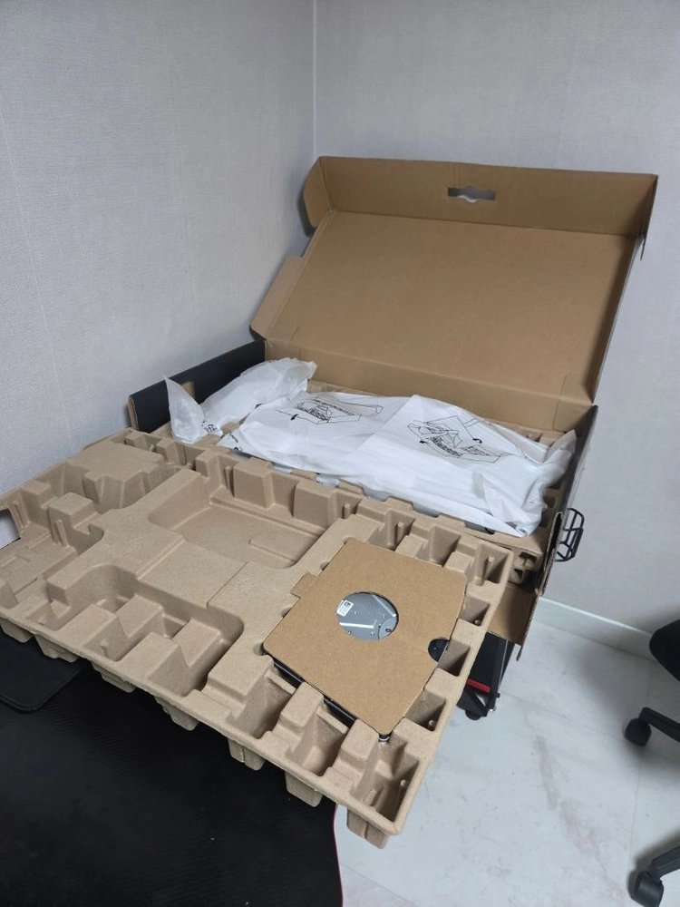dell u2725qe 울트라샤프 4k모니터 이미지