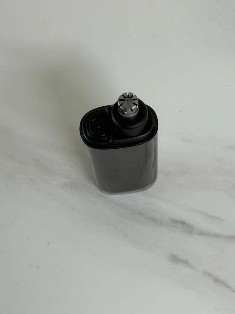미니 코털 제거기 USB 충전식 콧털깎이 이미지