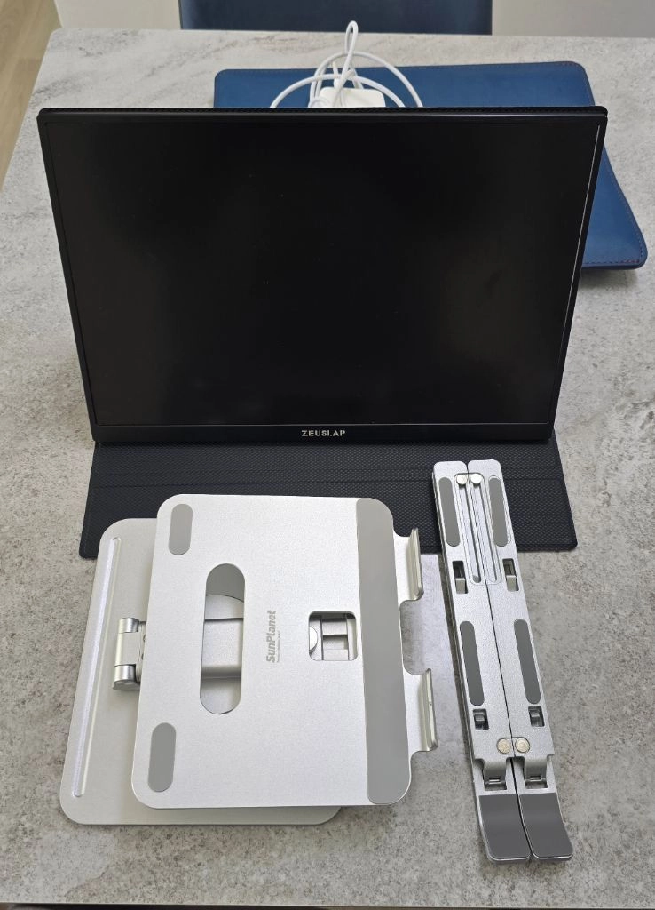 맥북에어 M3 13인치 16gb / 256gb 외 서비스 이미지