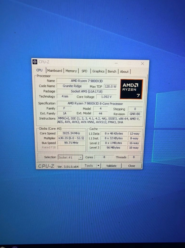 올화이트 9800x3d / x870E/ 5080 /cl28 렘32g / 2T / 1000w 네고x 이미지