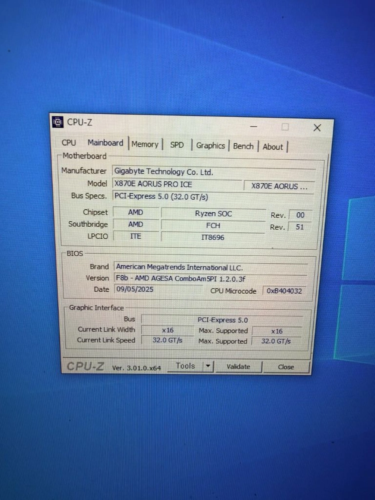 올화이트 9800x3d / x870E/ 5080 /cl28 렘32g / 2T / 1000w 네고x 이미지