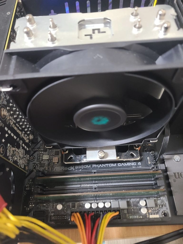 5700x + b550m 펜게4+ 딥클ag400 이미지
