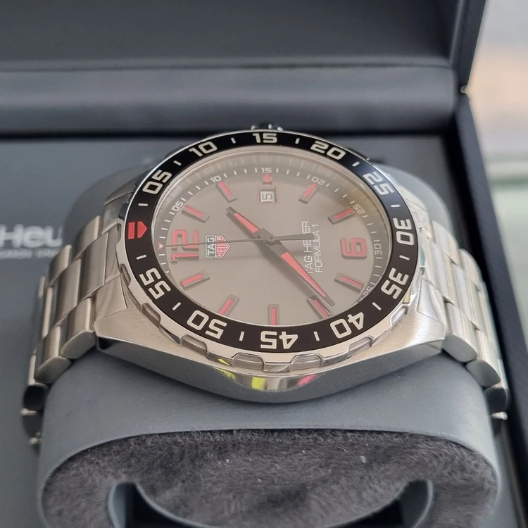 태그호이어 포뮬러1 43mm 쿼츠 WAZ1018(2021년식) 이미지
