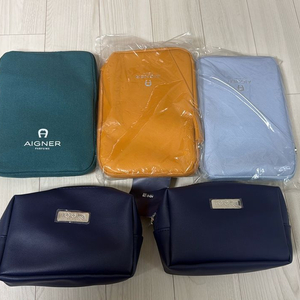 아시아나항공 비즈니스클래스 AIGNER & UA 비즈니스클래스 여행용 파우치 팝니다 이미지