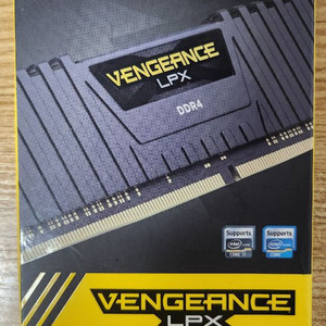 커세어 벤전스 DDR4 3200 CL16 32GB(16Gx2) 데스크탑용 패키지 이미지