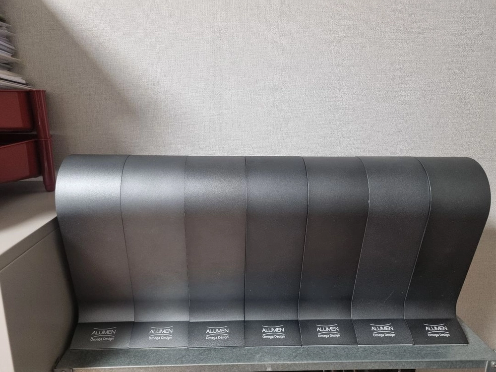 알루멘 오메가디자인 헤드폰거치대 이미지