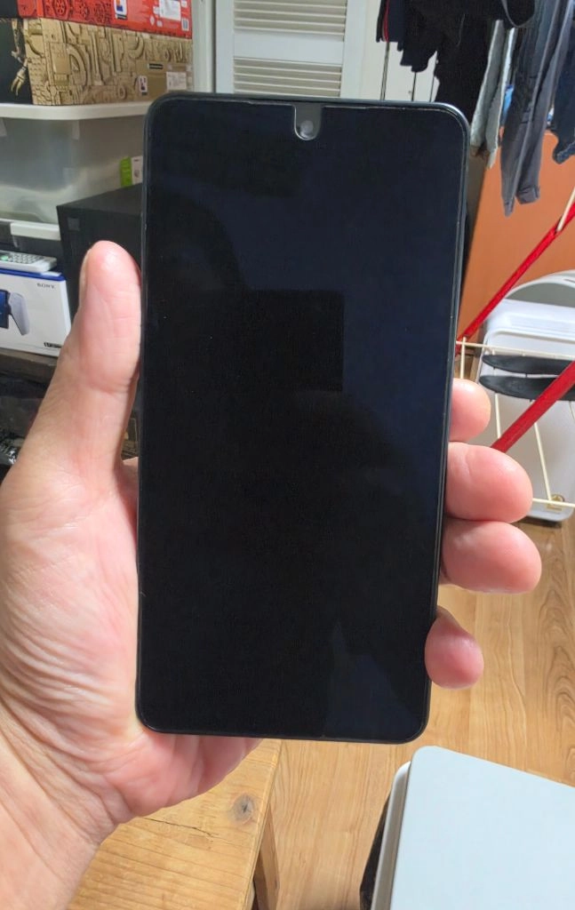 갤럭시s26 512g자급제 판매합니다 - 안심되는 중고거래