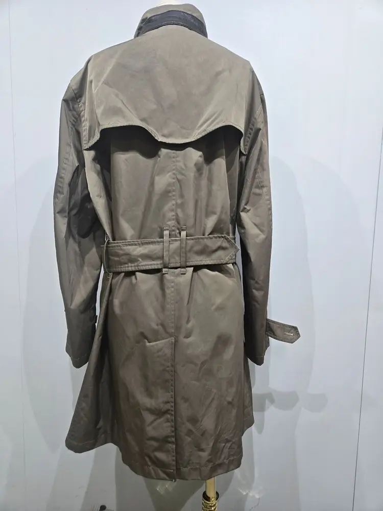 버버리 남성 코트 베이지색 벨트 포함 이미지