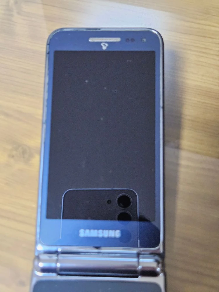 갤럭시 폴더1 SM-G155S 이미지