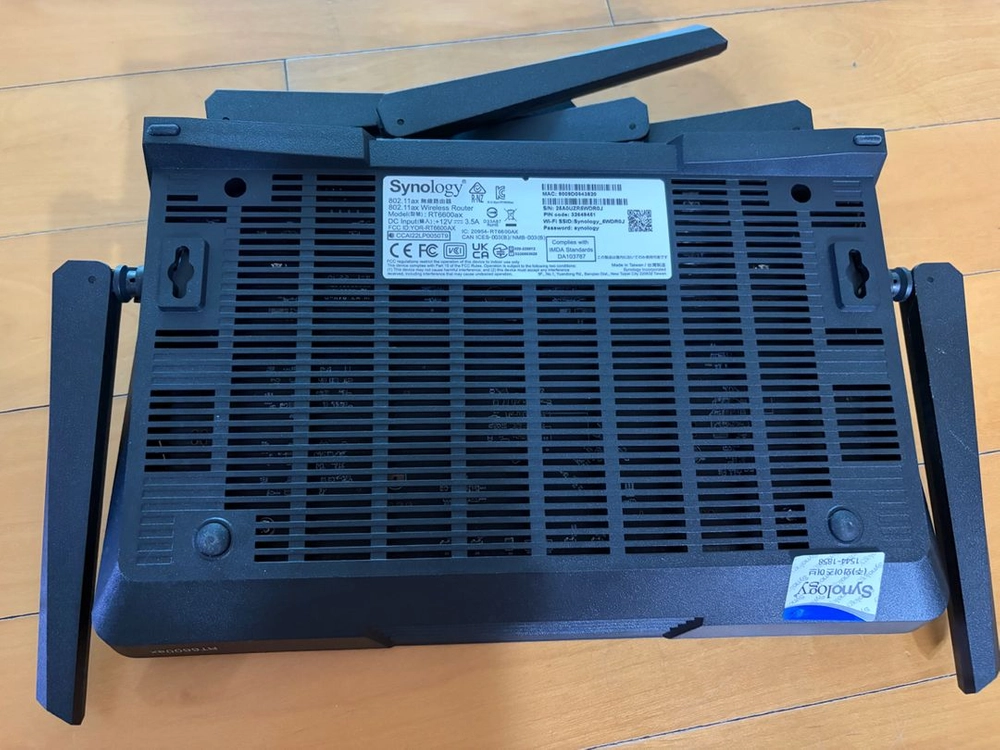 시놀로지 RT6600ax 1대 + WRX560 2대 이미지