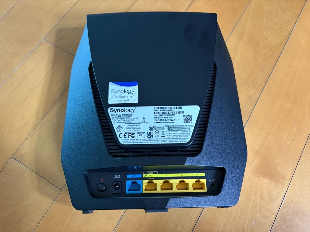 시놀로지 RT6600ax 1대 + WRX560 2대 이미지