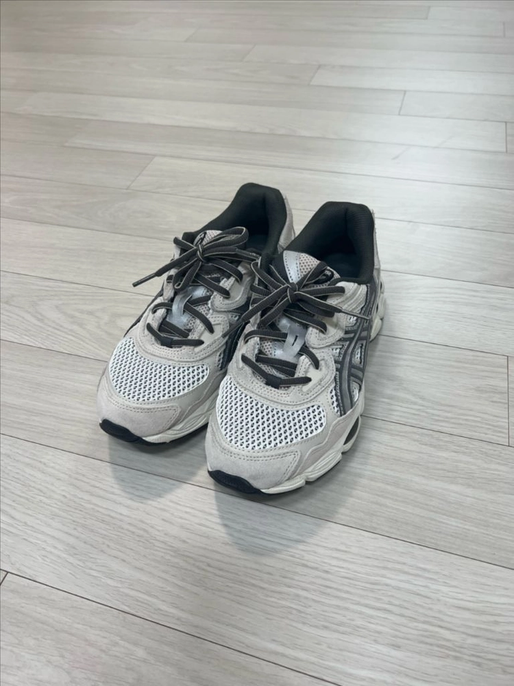 아식스 젤 NYC 250 BEIGE/PURE SILVER 이미지