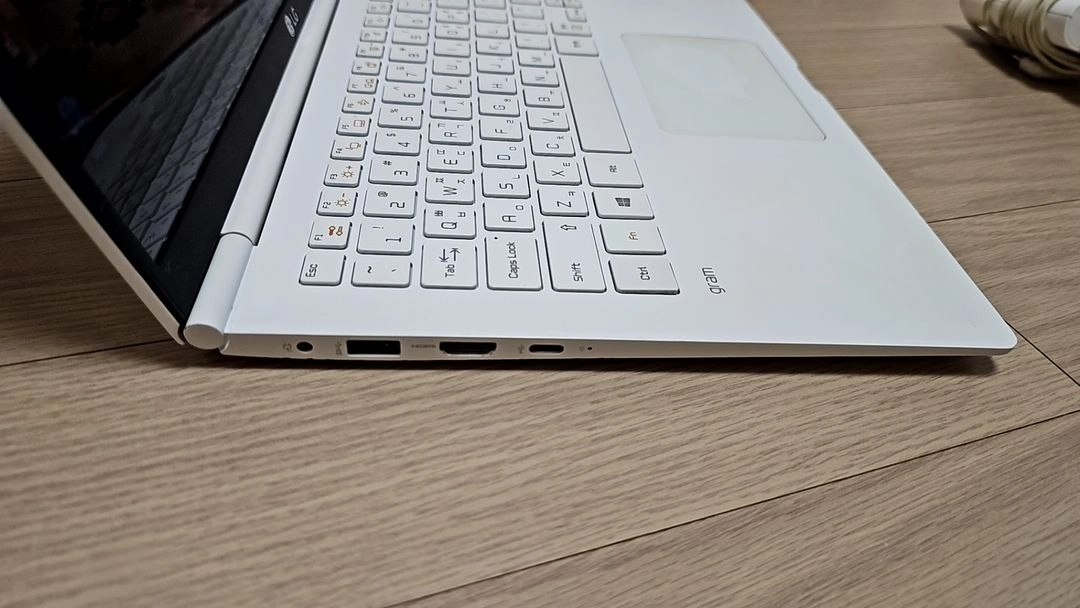 LG 그램 노트북 15인치 gram 팝니다 이미지