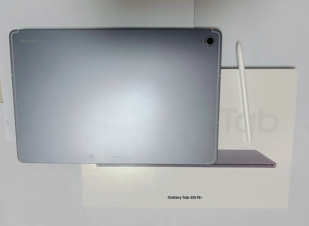 갤럭시 탭 S10 FE+ 이미지