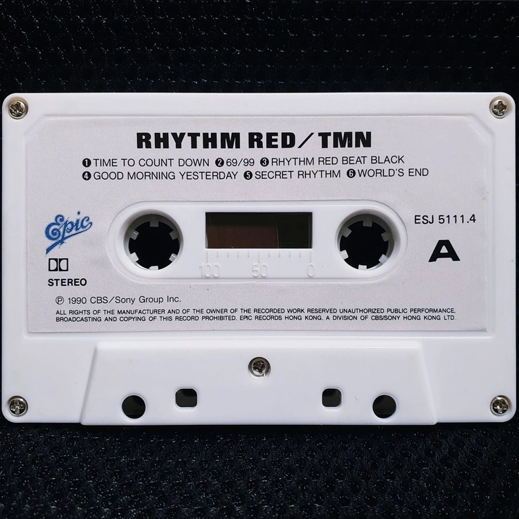 TMN (TM Network) RHYTHM RED 카세트 테이프 이미지