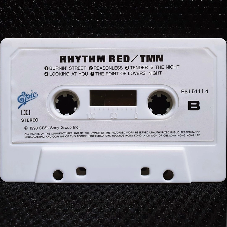 TMN (TM Network) RHYTHM RED 카세트 테이프 이미지