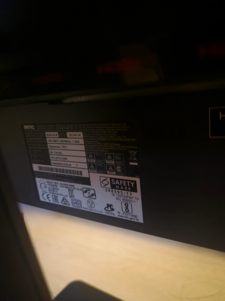 벤큐 xl2411k 게이밍모니터 이미지