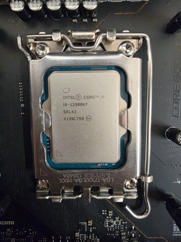 i9-12900kf + z690 게이밍 카본 판매합니다 이미지