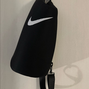 나이키 스윔백 운동가방 이미지