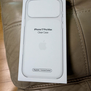 Apple 정품 iPhone 17 Pro Max 투명케이스 이미지