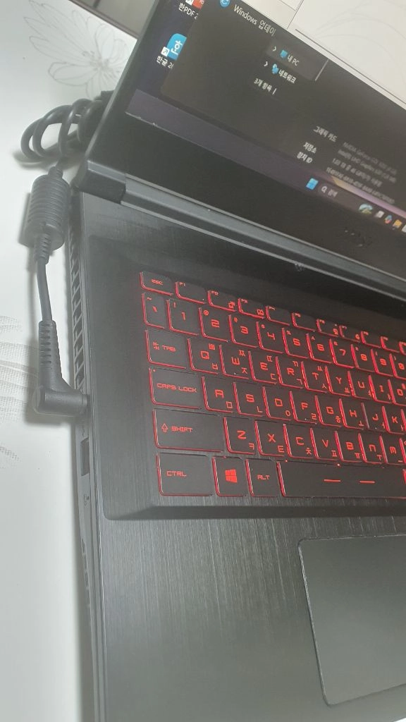msi 게이밍 노트북.i7.gtx1050.새배터리.새거컨디션 이미지