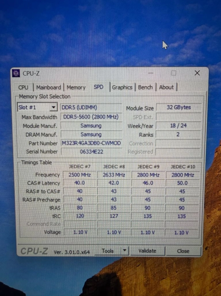 285k 반본체 판매합니다.램 128GB 국내 정품 이미지
