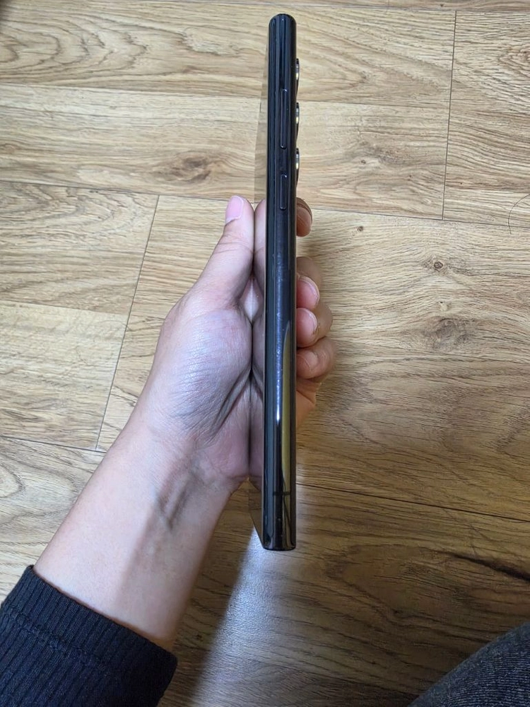 갤럭시 울트라s22 256기가 블랙 자급제 이미지