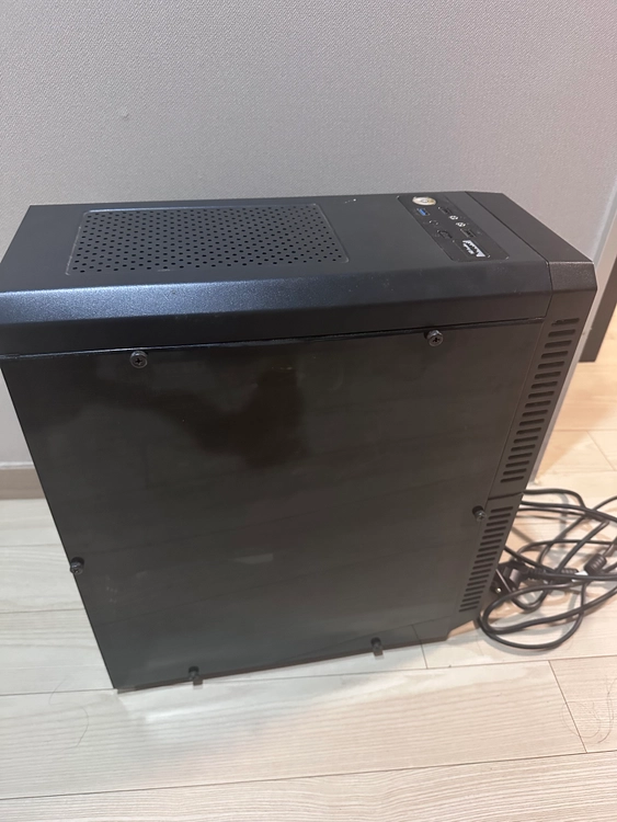 저사양 본체 i7 7700 ,1050 ,16g ,1tb hdd 이미지