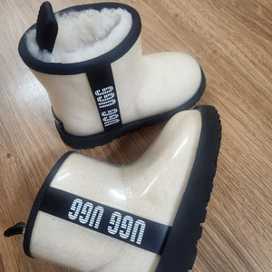 [새거.5만] 어그 키즈클리어부츠27사이즈 이미지