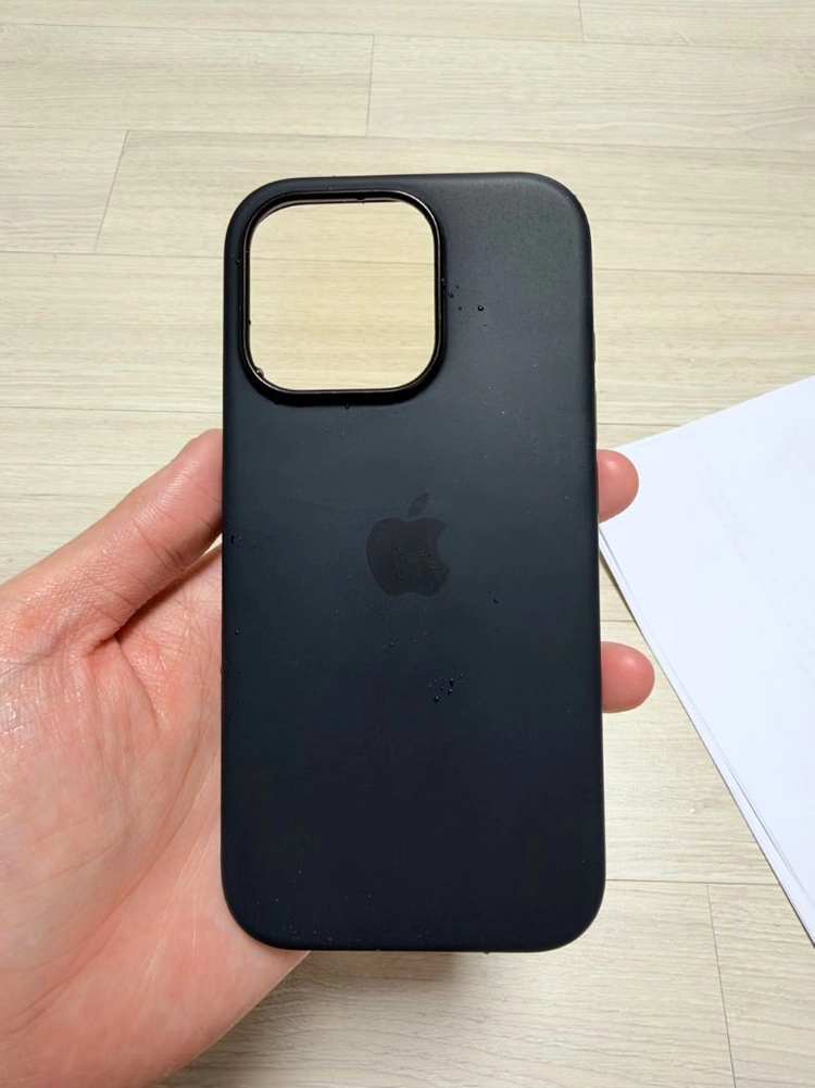 Apple 정품 iPhone 16 Pro MagSafe 실리콘 케이스 블랙 이미지