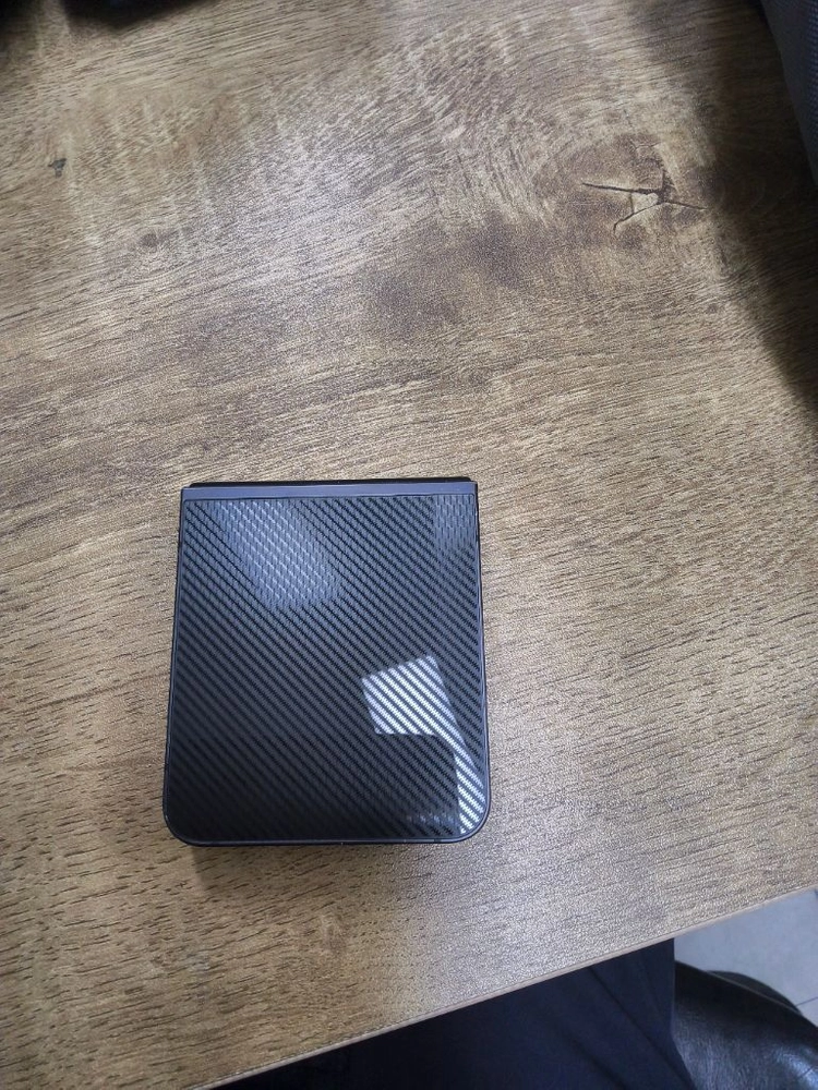 갤럭시z플립6. 512g 자급제. 삼성케어 이미지