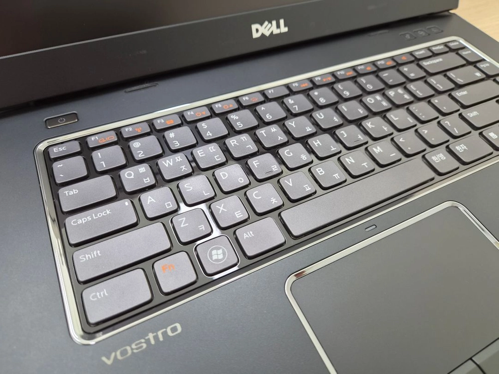 DELL 델 노트북 Vostro 3550 이미지