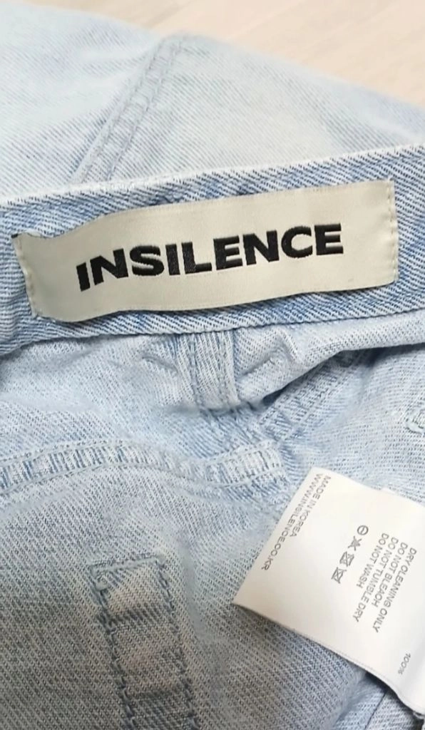 여성의류 인사일런스 데님 청바지 이미지