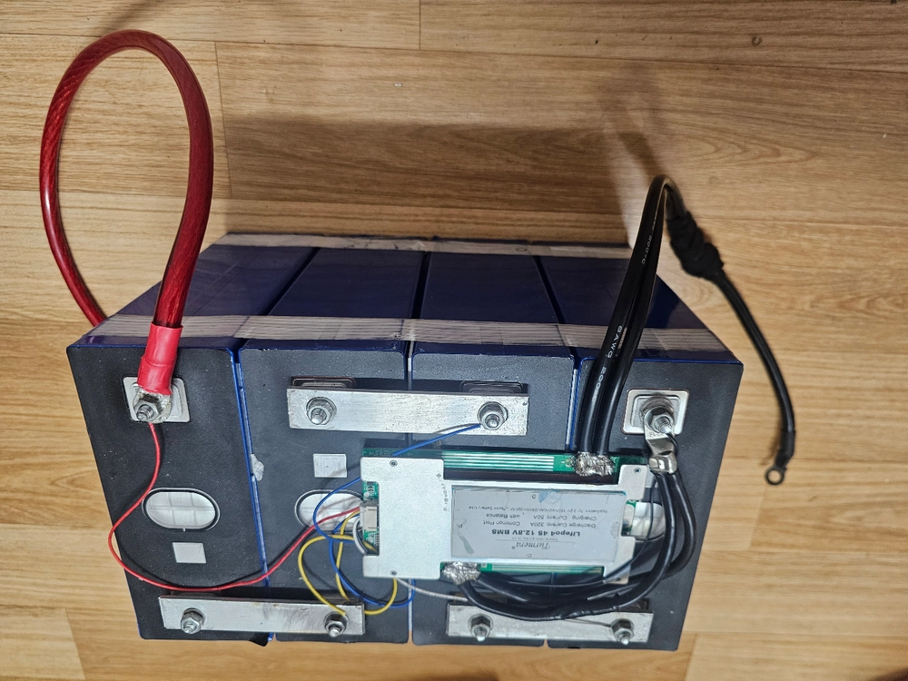 인산철 배터리 12.8V 280AH 이미지