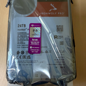 (미개봉)씨게이트 아이언울프 프로 hdd (24tb, 22tb, 4tb 판매) 이미지