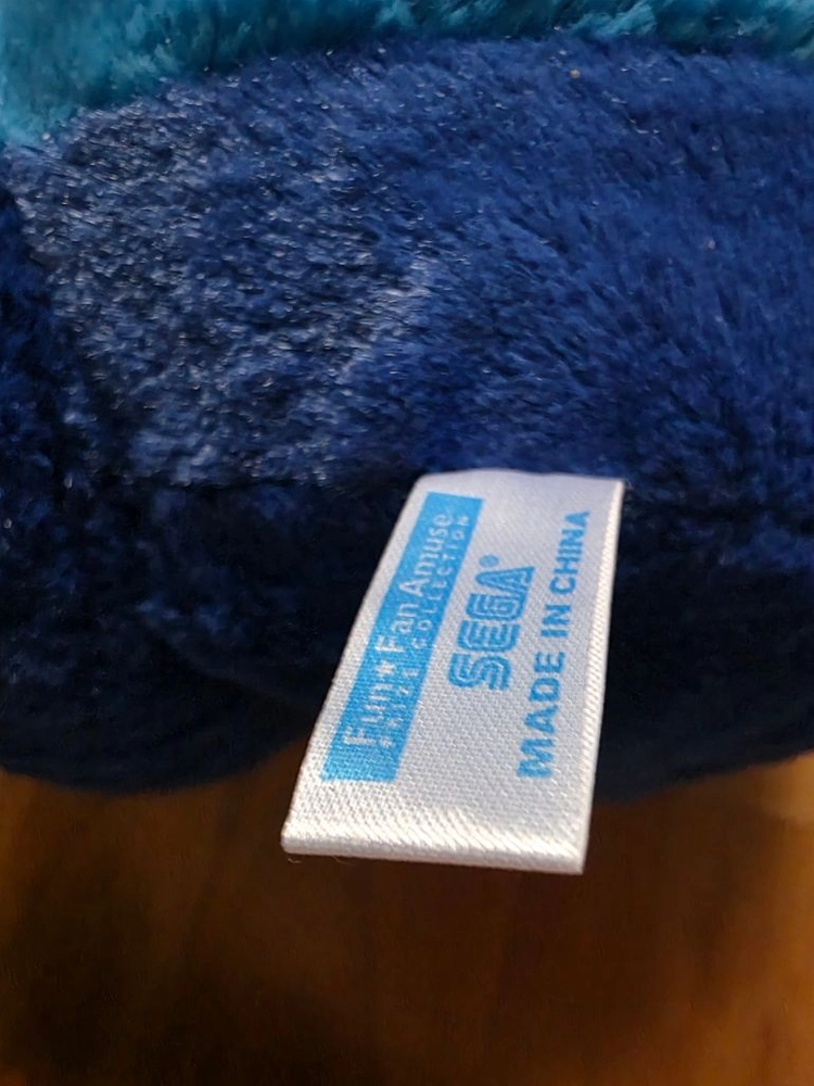 하트 안고있는 알린 인형 이미지