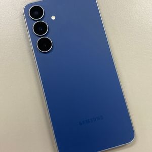 갤럭시 S25FE 블루 256기가 미개통 자급제 상태 신폰급 컨디션 60만 판매해요 이미지