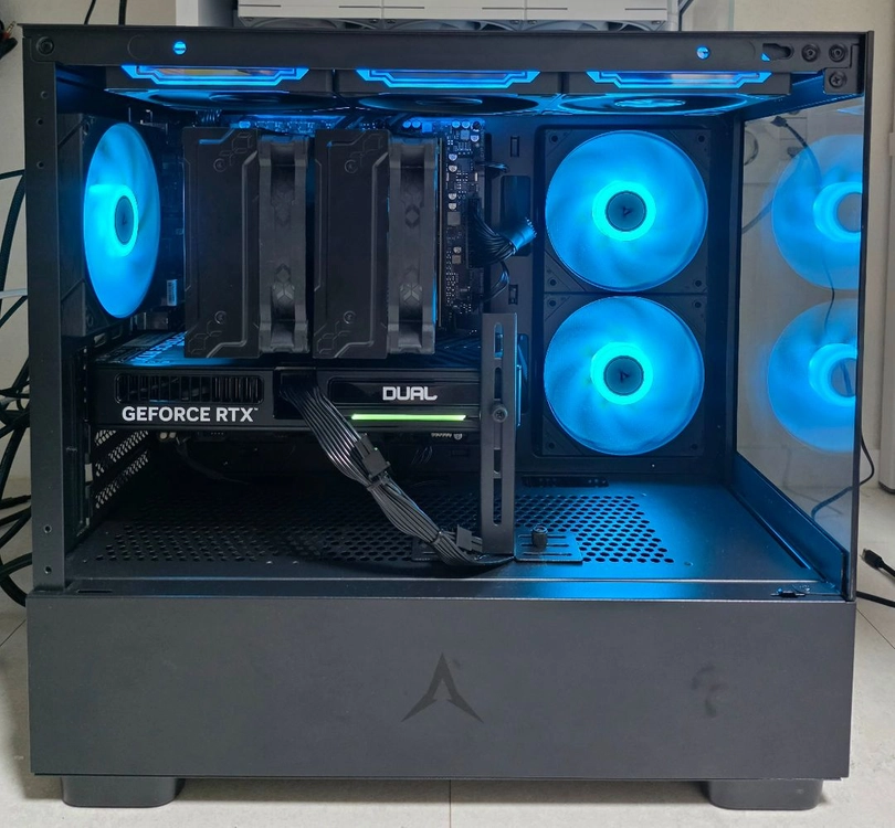 라이젠 9600X , RTX 5060Ti 컴퓨터 팜 이미지